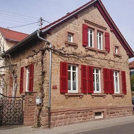 Apartment Weinstrassenmitte