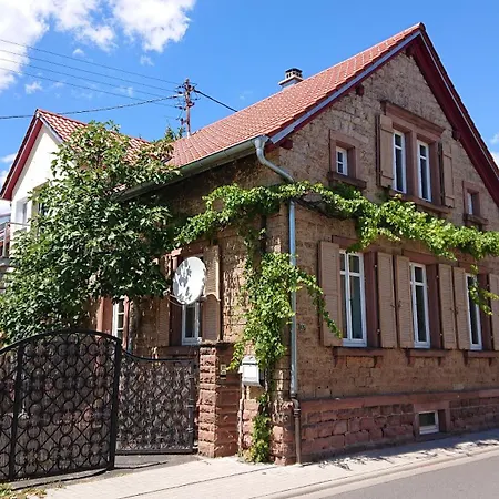 Weinstrassenmitte Apartment Neustadt an der Weinstrasse